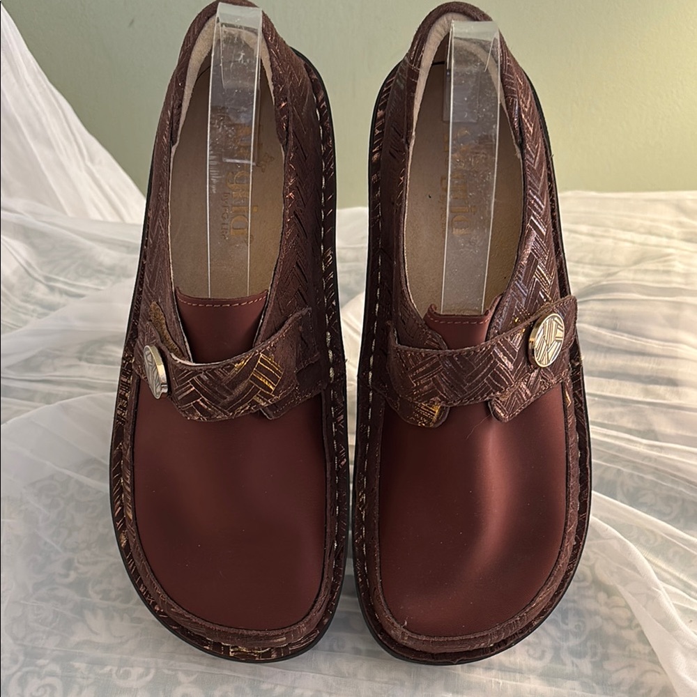 *NWOT* ALEGRIA by PG Lite Leather Dena Clogs Size EUR  38, US 8/8.5